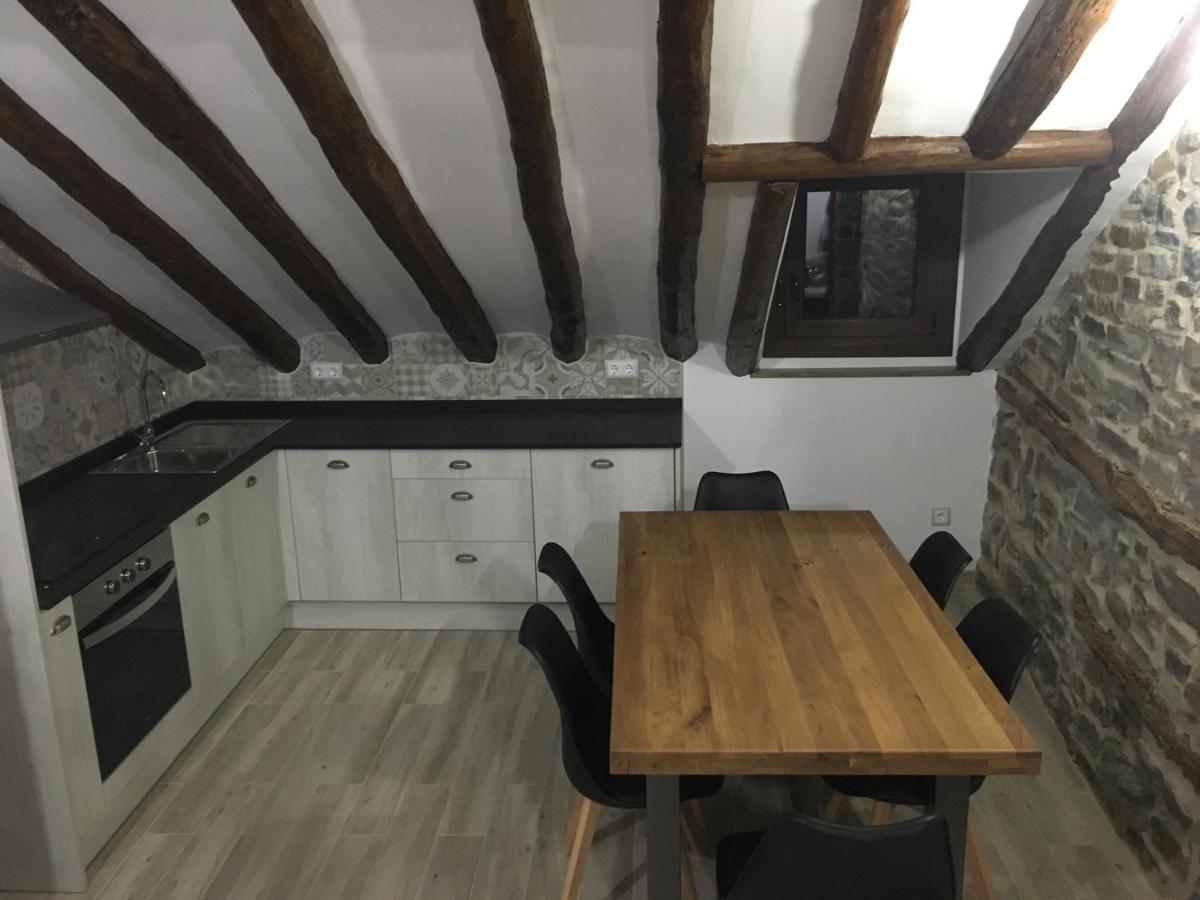 Apartamentos Bajo Pena Apartamentos Sanlorien El Pueyo de Araguas ภายนอก รูปภาพ
