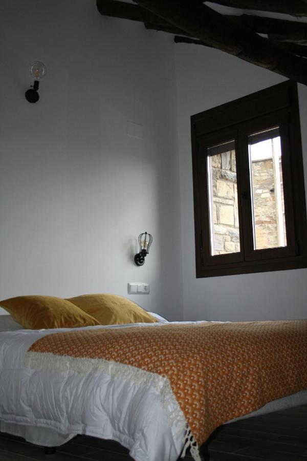 Apartamentos Bajo Pena Apartamentos Sanlorien El Pueyo de Araguas ภายนอก รูปภาพ