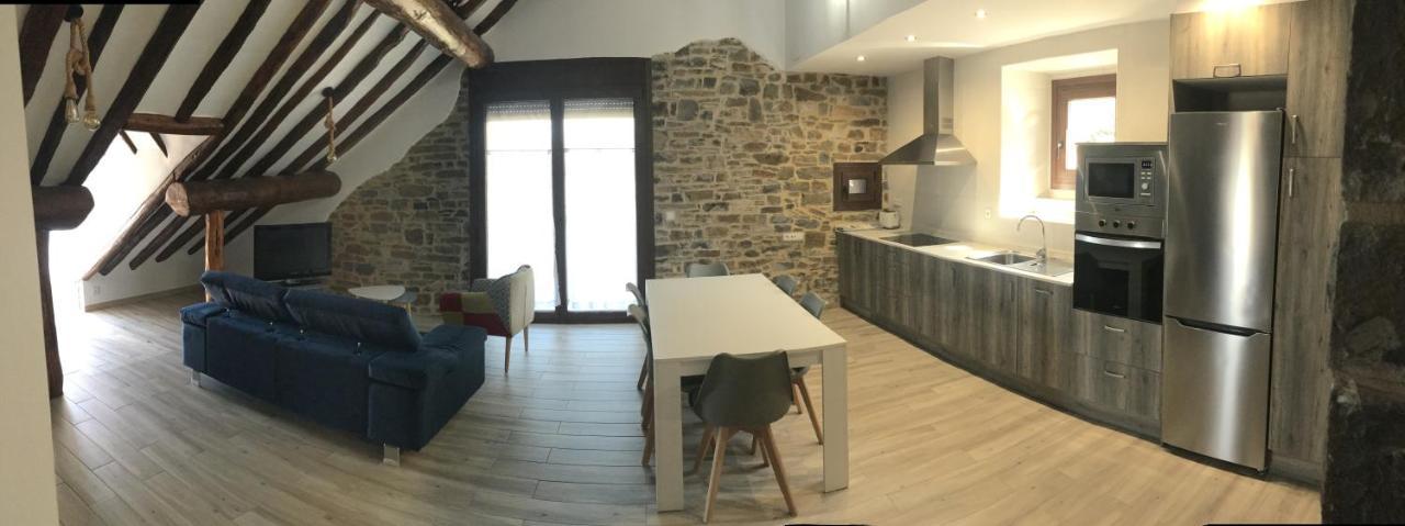 Apartamentos Bajo Pena Apartamentos Sanlorien El Pueyo de Araguas ภายนอก รูปภาพ