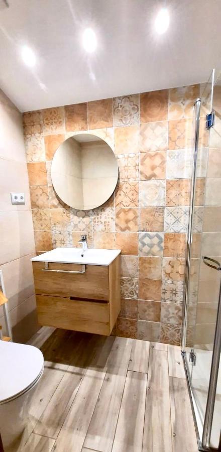 Apartamentos Bajo Pena Apartamentos Sanlorien El Pueyo de Araguas ภายนอก รูปภาพ