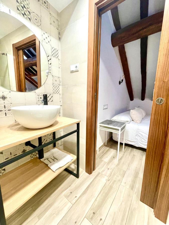 Apartamentos Bajo Pena Apartamentos Sanlorien El Pueyo de Araguas ภายนอก รูปภาพ